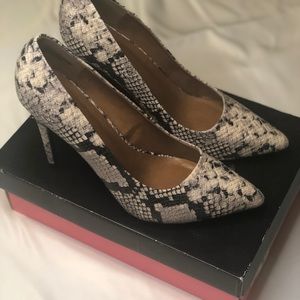 Snake Skin Pumps